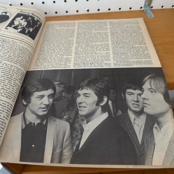 Record Collector Magazine - Picture 7 of 9